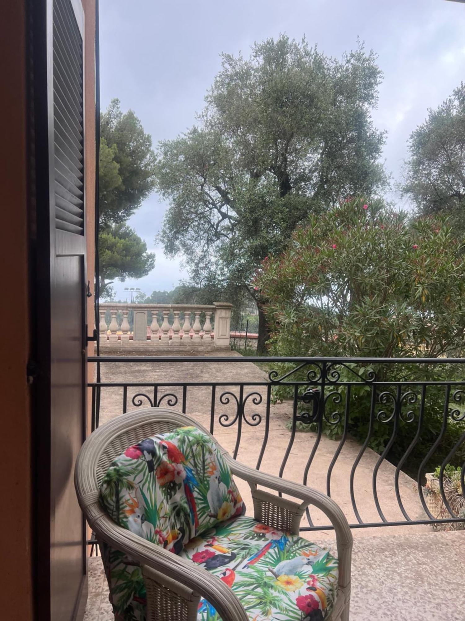 Bas De Villa Vue Mer Eze Village Buitenkant foto